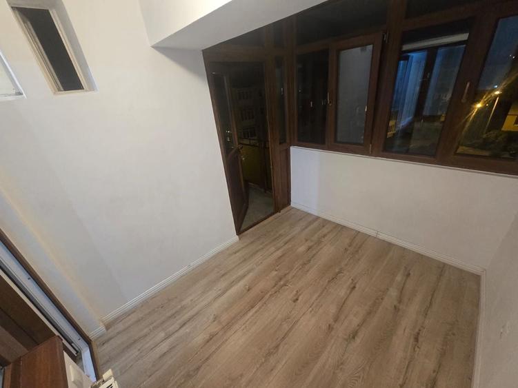 Apartament cu 2 camere decomandat în Mihai Viteazul