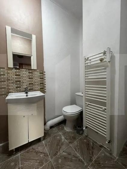 Apartament cu 2 camere semidecomandat, mobilat în Odobescu