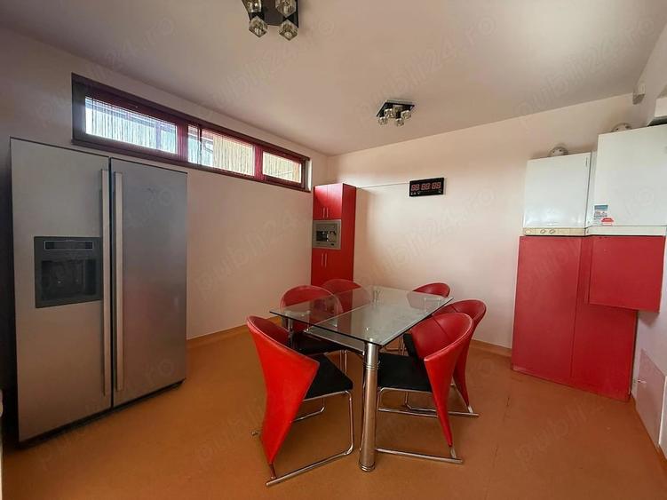 Casă cu 4 camere cu Teren 760 Mp în Central
