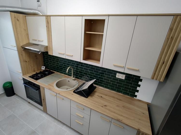 Apartament cu 2 camere decomandat în Lacul Morii