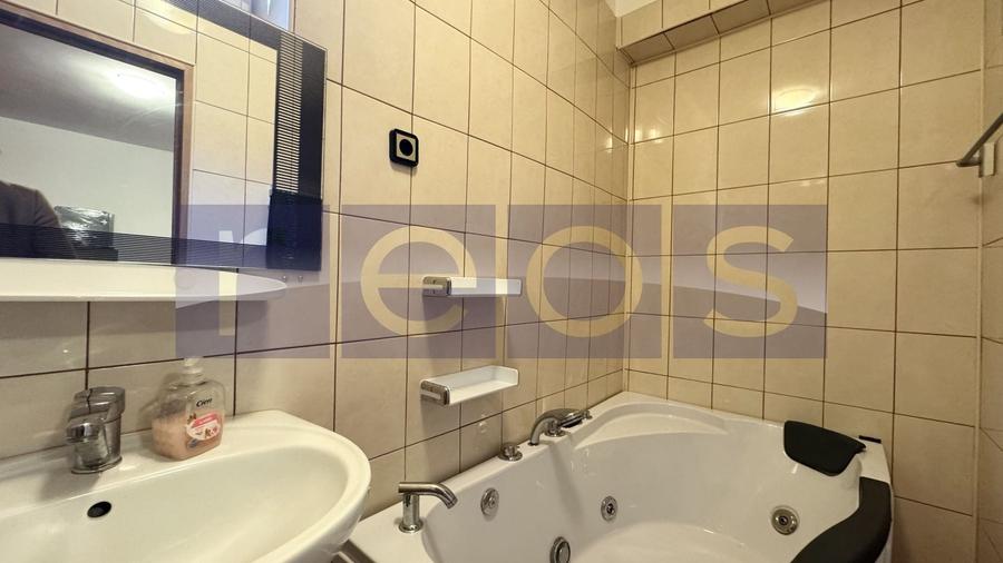 Casă individuală cu 5 camere cu Canalizare în Crângași