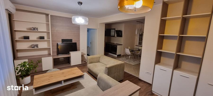 Apartament cu 3 camere decomandat în Olimpia-Stadion