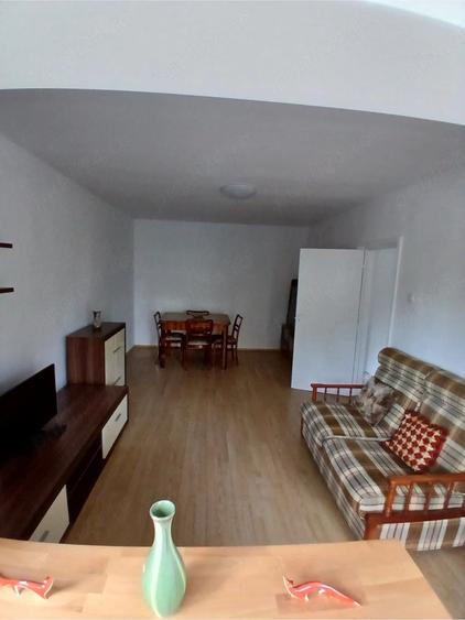 Apartament cu 2 camere decomandat în Județean