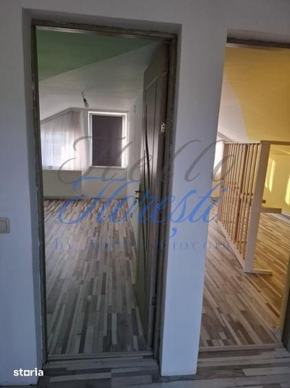 Casă cu 3 camere decomandat cu Teren 491 Mp în Central