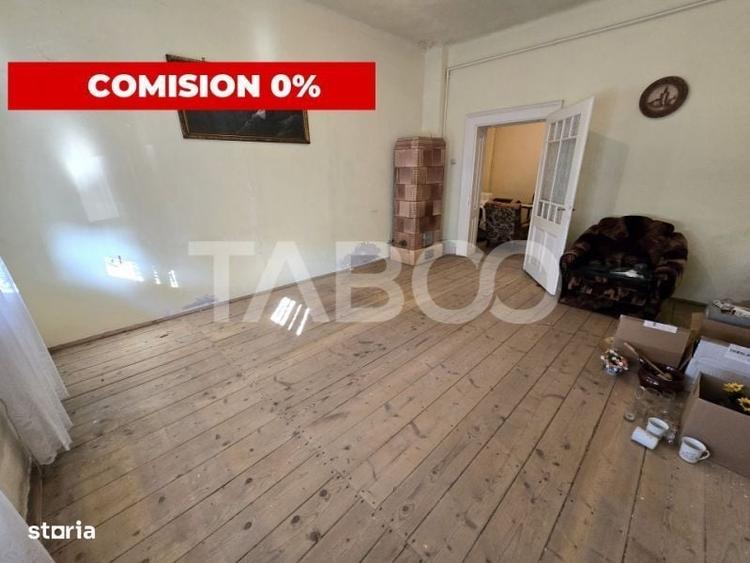 Casa tip duplex de vanzare la curte comuna pivnita in Piata Cluj Sibiu - 1