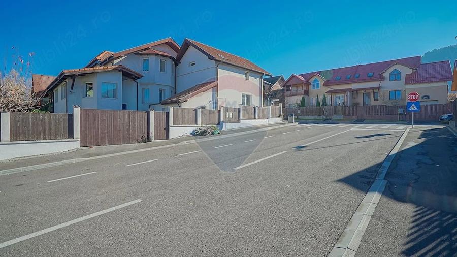 Casă cu 4 camere cu Teren 440 Mp în Exterior Vest