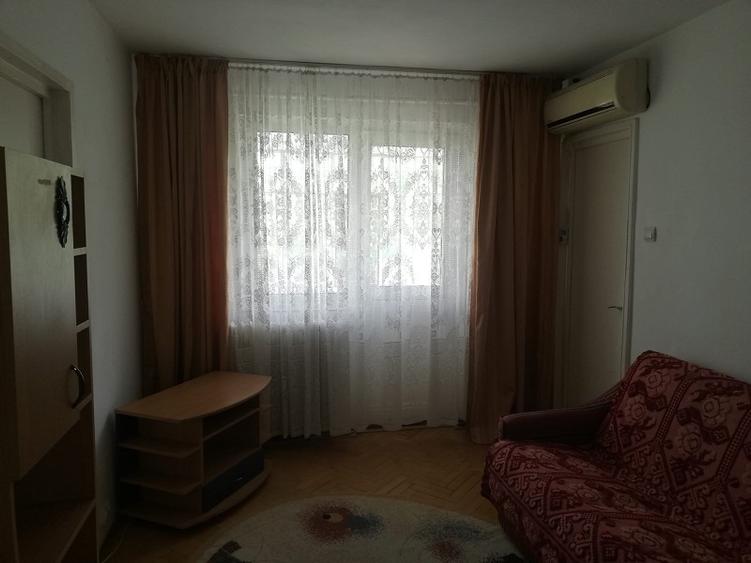 Apartament cu 2 camere semidecomandat în Tătărași