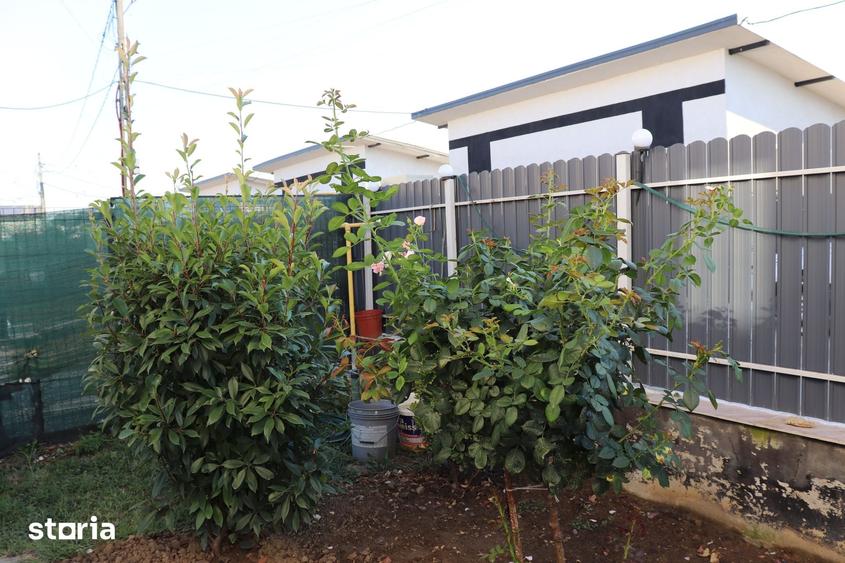 Casă cu 3 camere cu Teren 400 Mp în Bârnova