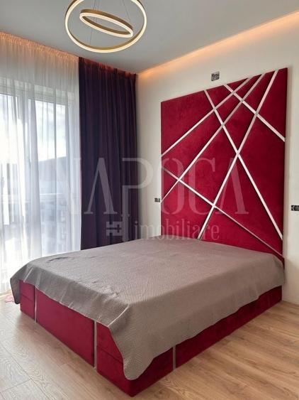 Penthouse cu 5 camere semidecomandat, mobilat în Florești