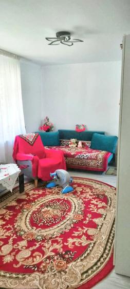 Casă cu 2 camere cu Teren 1800 Mp în Central