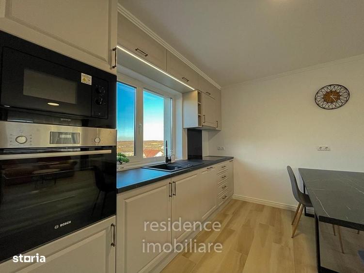 Apartament cu 4 camere semidecomandat în Borhanci
