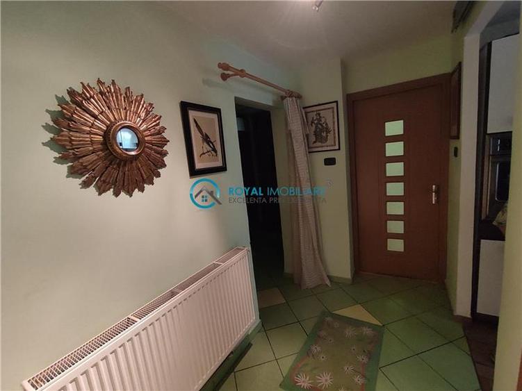 Apartament cu 3 camere decomandat în Mărășești