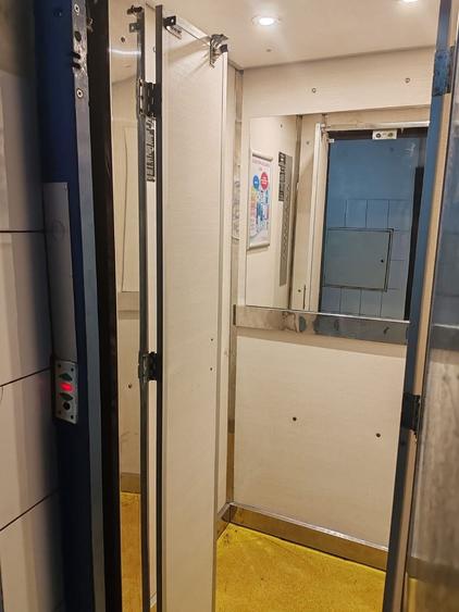 Apartament cu 3 camere decomandat în Dristor
