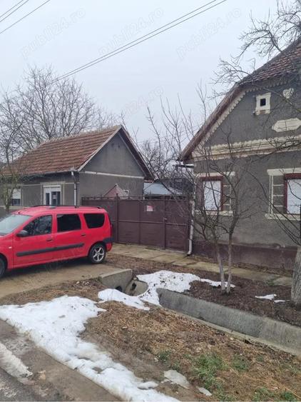 Casa cu teren generos de vanzare in Buteni, jud. Arad, fantana in curte, anexe, colne - 5