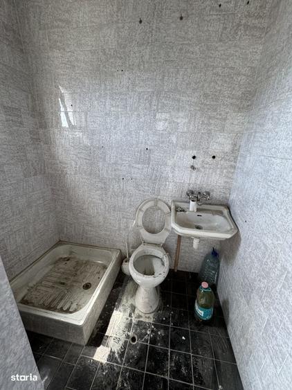 Casă cu 4 camere decomandat cu Teren 800 Mp în Botizului