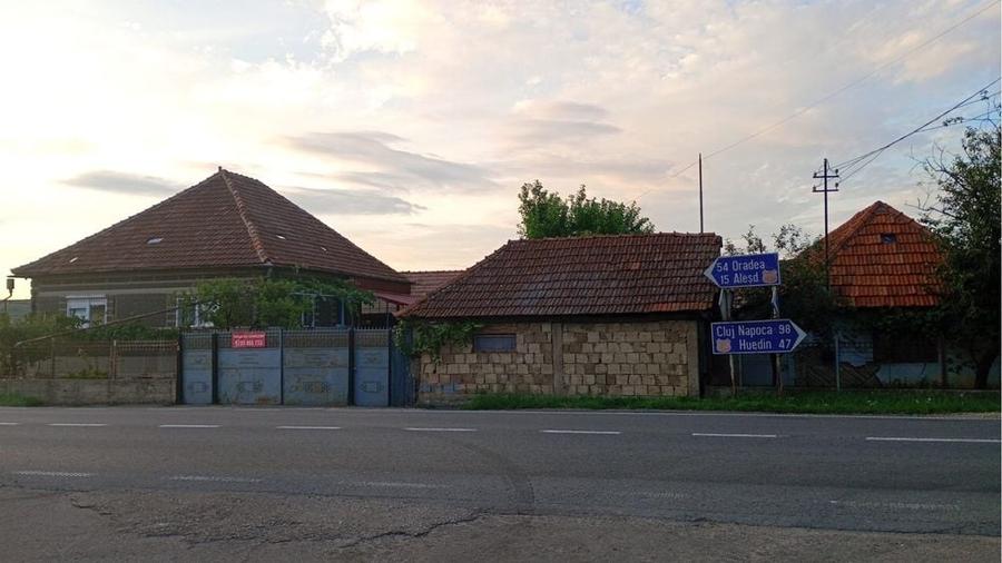 Casă cu 3 camere în Valea Mare de Criș