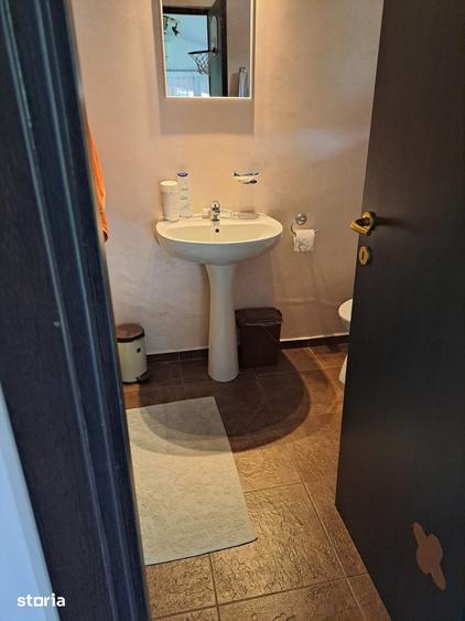 Casă cu 4 camere cu Teren 475 Mp în Cantemir