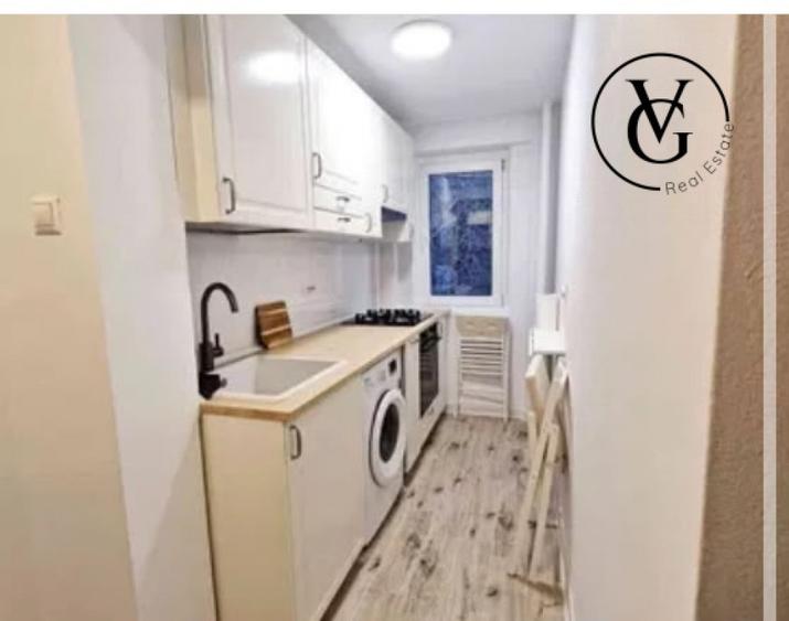 Apartament cu 2 camere decomandat, mobilat în Arcul de Triumf