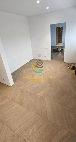 Apartament cu 4 camere decomandat în Cantemir