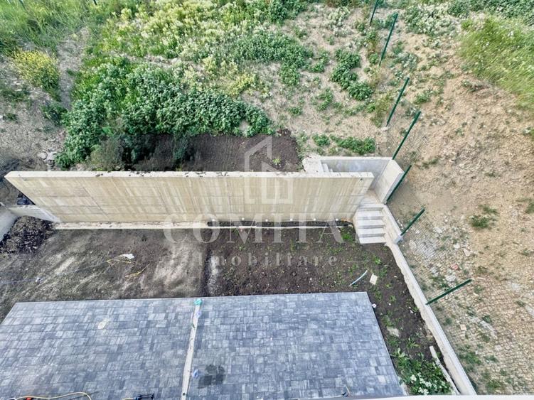 Duplex cu 4 camere cu Canalizare în Iris