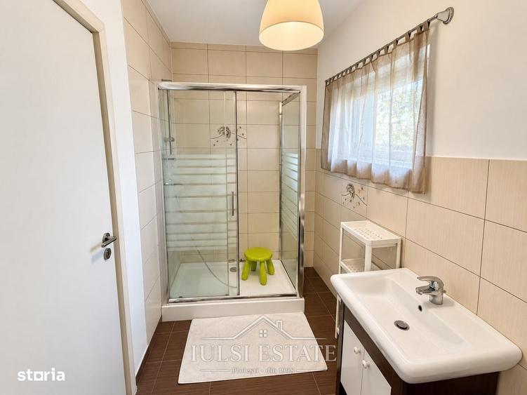 Casă cu 4 camere cu Teren 1078 Mp în Lipănești