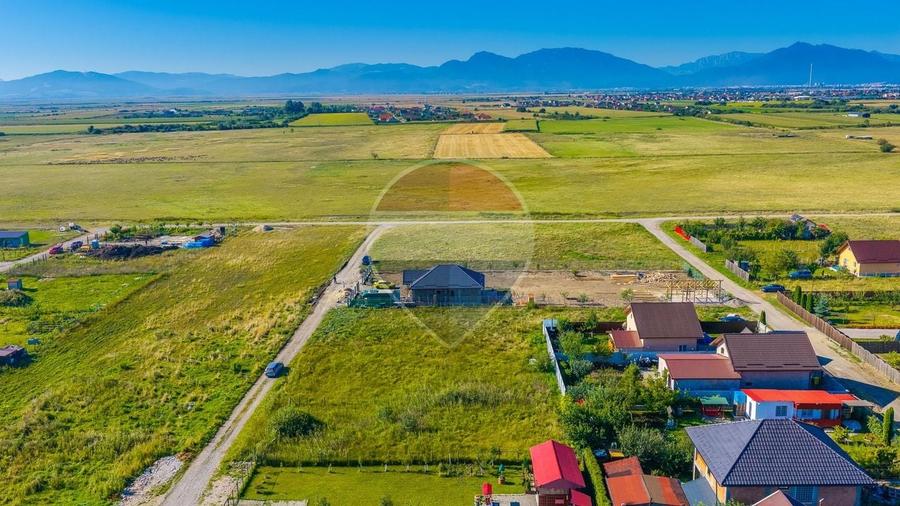 Teren Construcții intravilan de 1000 mp, în Hărman