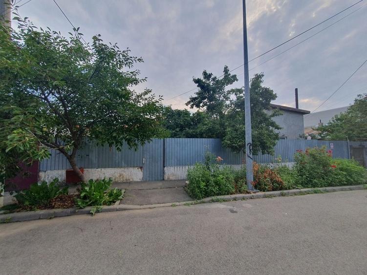 Casă cu 3 camere în Central