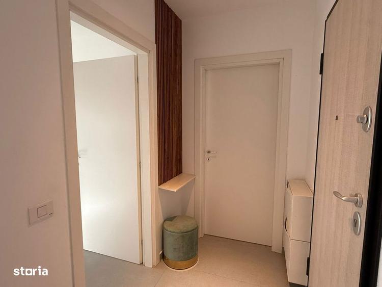 Apartament cu 3 camere decomandat, mobilat în Apărătorii Patriei