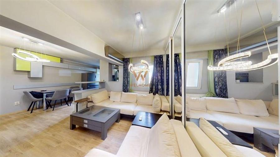 Apartament cu 3 camere decomandat în Central