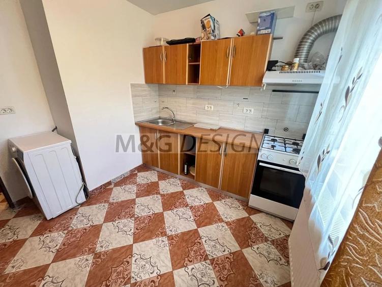 Garsonieră decomandată în Buziașului