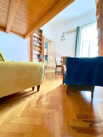 Apartament cu 2 camere decomandat, mobilat în Ultracentral