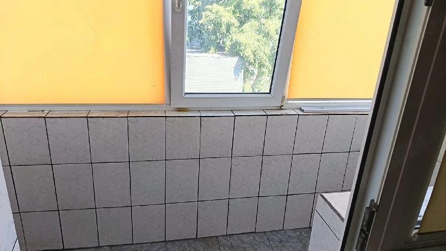 Apartament cu 2 camere semidecomandat în Exterior Vest