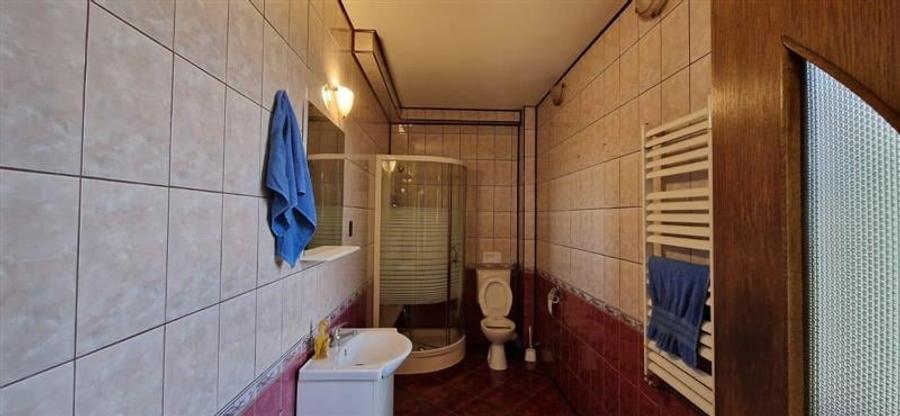 Casă individuală cu 5 camere cu Teren 700 Mp în Tudor