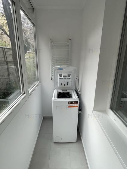 Apartament cu 2 camere decomandat, mobilat în Victoriei