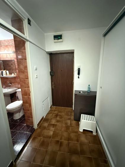 Garsonieră decomandată în Calea Călărașilor