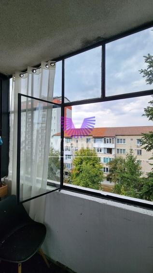 Apartament cu 2 camere semidecomandat, mobilat în Cedonia