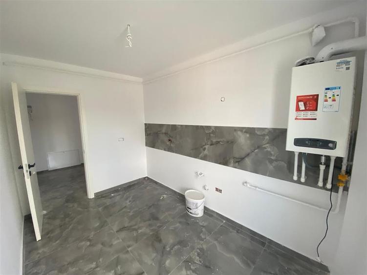 Apartament cu 2 camere semidecomandat în Frumoasa