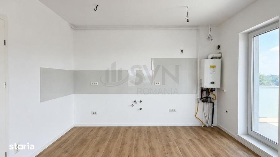 Apartament cu 3 camere decomandat în Sisești