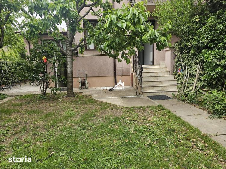 Apartament cu 6 camere, mobilat în Domenii