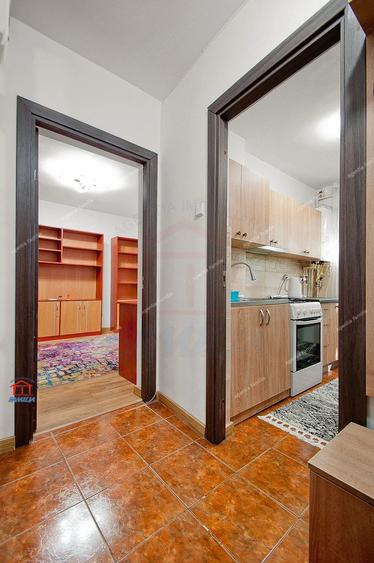 Apartament cu 2 camere semidecomandat în Central
