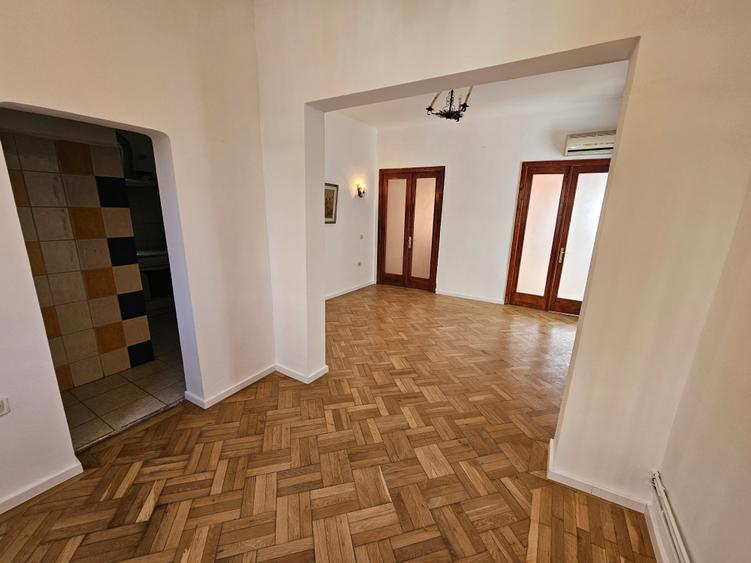 Birou, de 89.580001831055 mp, în Cotroceni