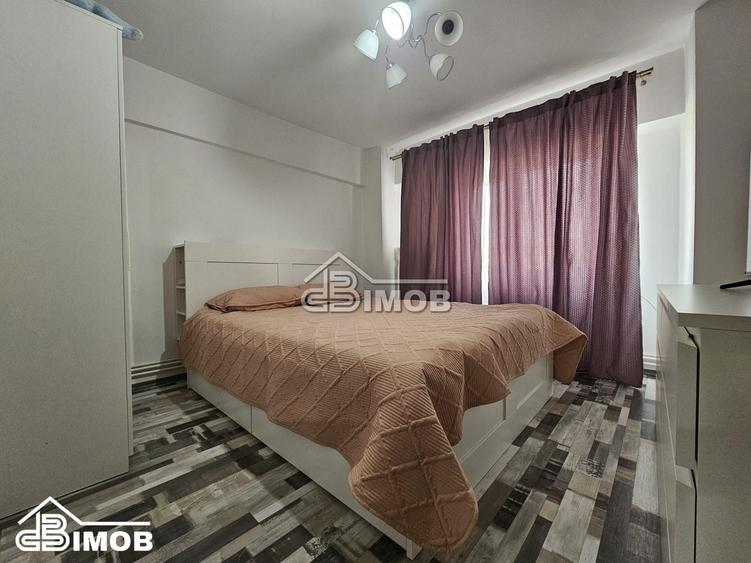 Apartament cu 3 camere decomandat, mobilat în Micro 11