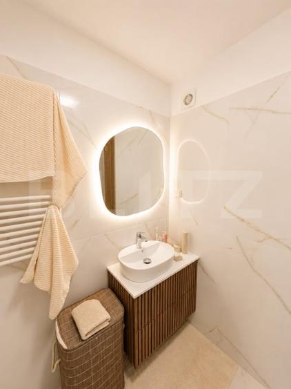 Apartament cu 4 camere decomandat, mobilat în Zorilor