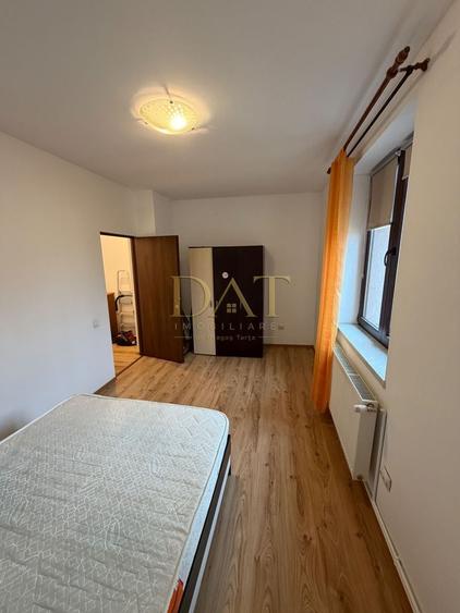 Apartament cu 2 camere decomandat în Dâmbul Rotund