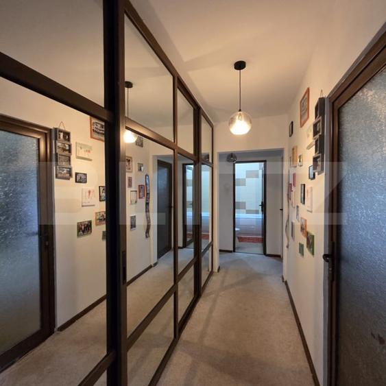 Apartament cu 4 camere decomandat, mobilat în Micro 16