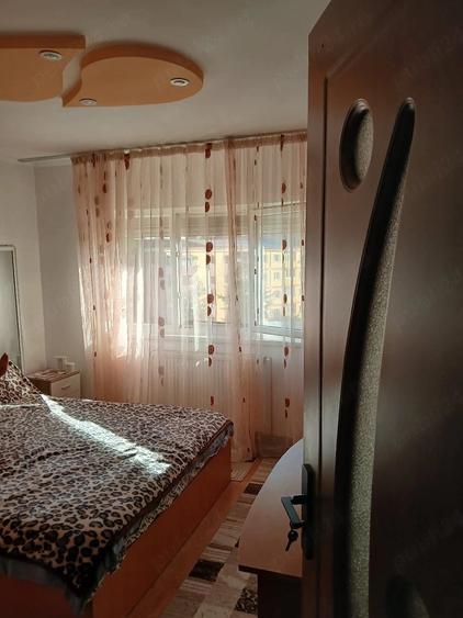 Apartament cu 2 camere decomandat în Micro II