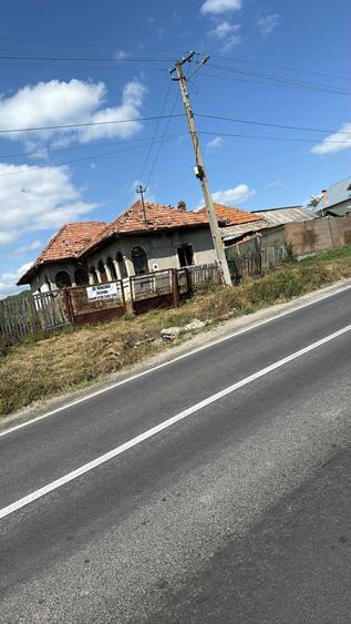 Casă cu 4 camere în Tigveni
