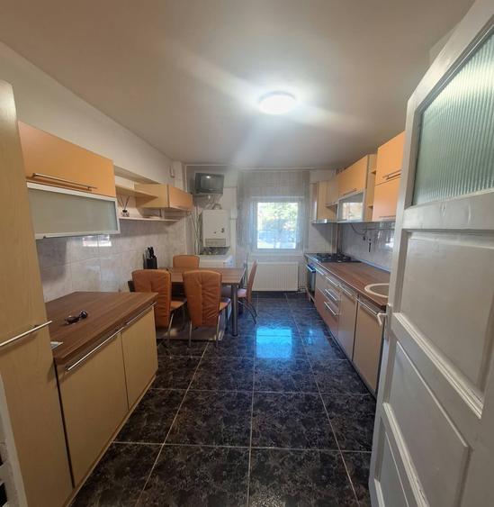 P.F. Inchiriez apartament cu 3 camere in Manastur - 2