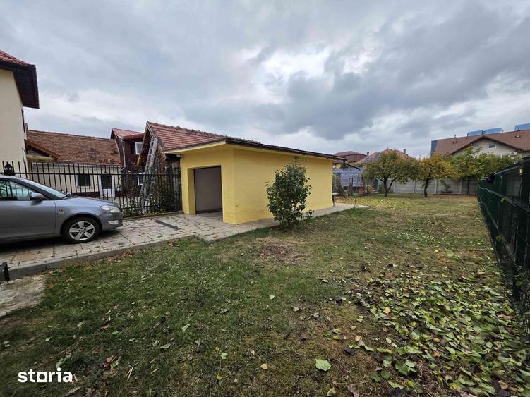 Casă cu 5 camere cu Teren 400 Mp în Calea Dumbrăvii