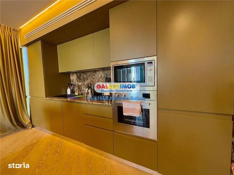Apartament cu 5 camere decomandat în Tei